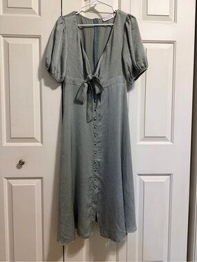 strapless open back dress Long Sleeve Pleated Midi Dress main image 0